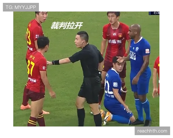 铲球规则详解:判罚标准与裁判关键判定依据 铲球规则详解:判罚标准与裁判关键判定依据